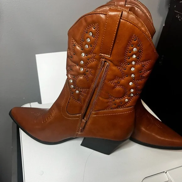 Cowboy bootss brown size 11 - Picture 3 of 5